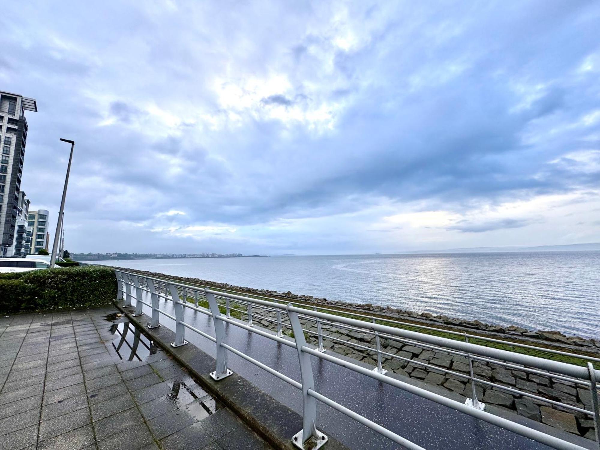Ocean Park Apartments - Oceanfront - Free Parking And Fast Wifi Edinburg Exteriör bild