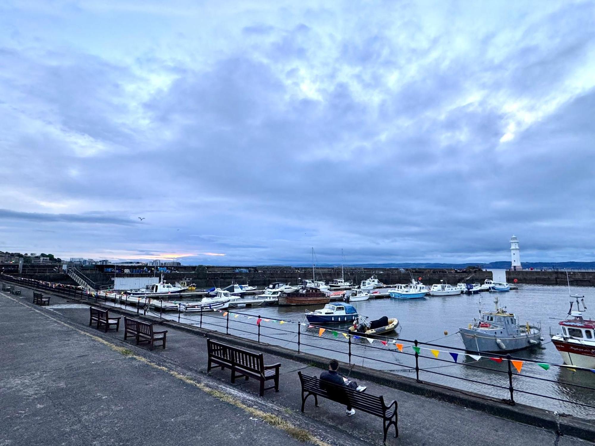 Ocean Park Apartments - Oceanfront - Free Parking And Fast Wifi Edinburg Exteriör bild