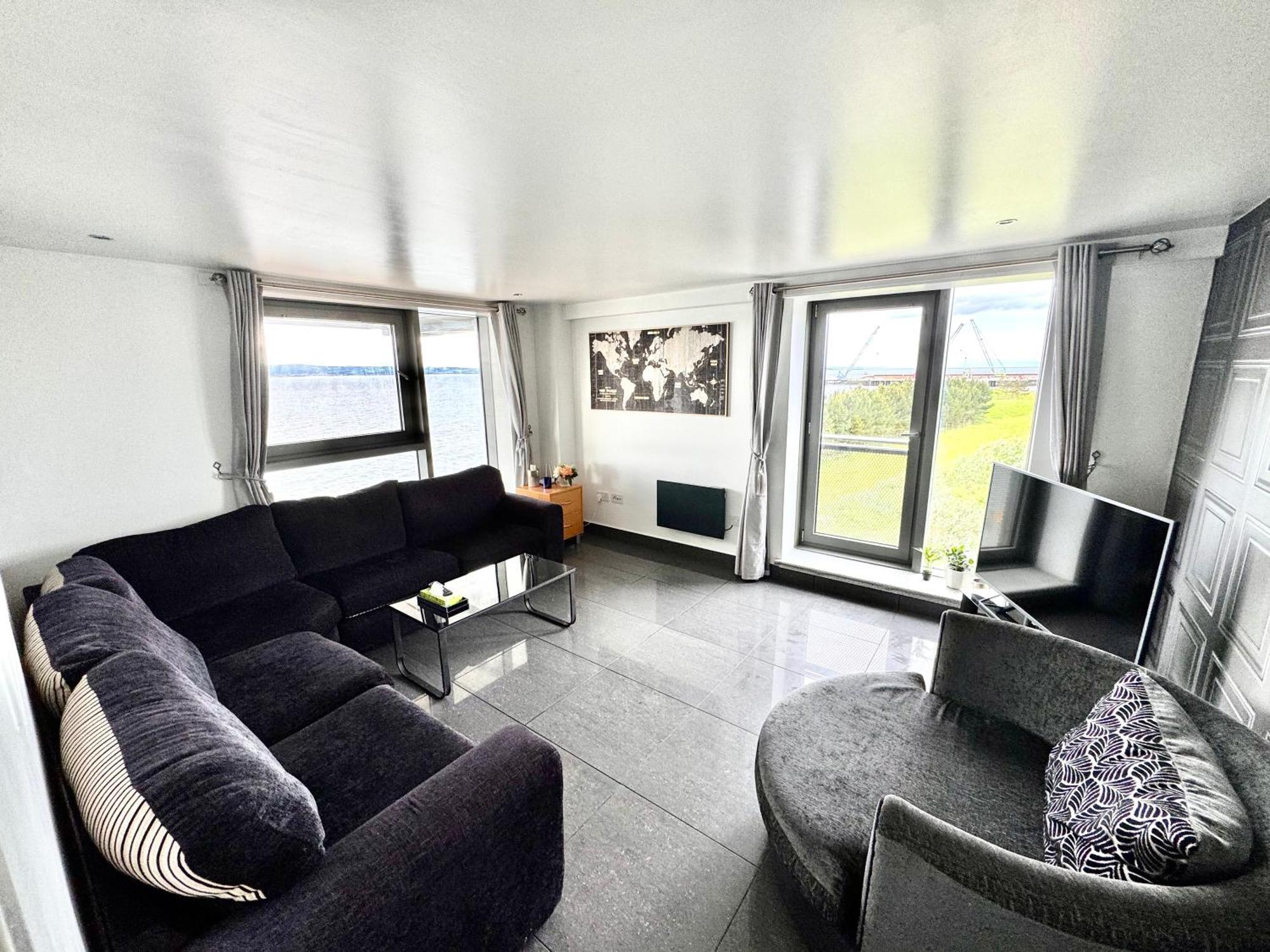 Ocean Park Apartments - Oceanfront - Free Parking And Fast Wifi Edinburg Exteriör bild