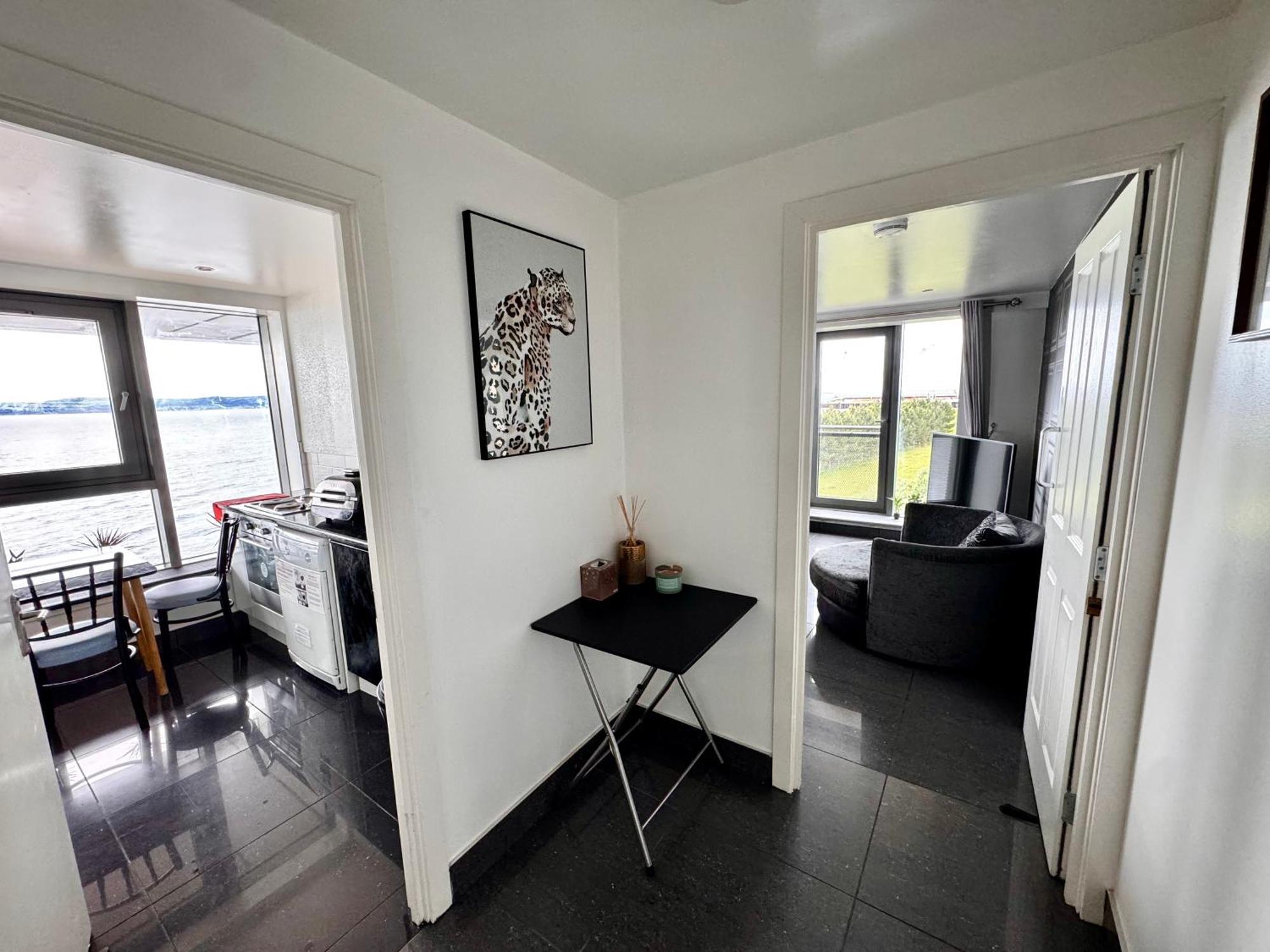 Ocean Park Apartments - Oceanfront - Free Parking And Fast Wifi Edinburg Exteriör bild